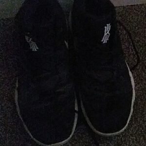 Kyrie irving shoes
